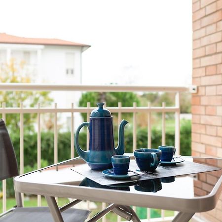 Seaside Flat With Swimming Pool And Private Parking Appartement Calambrone Buitenkant foto